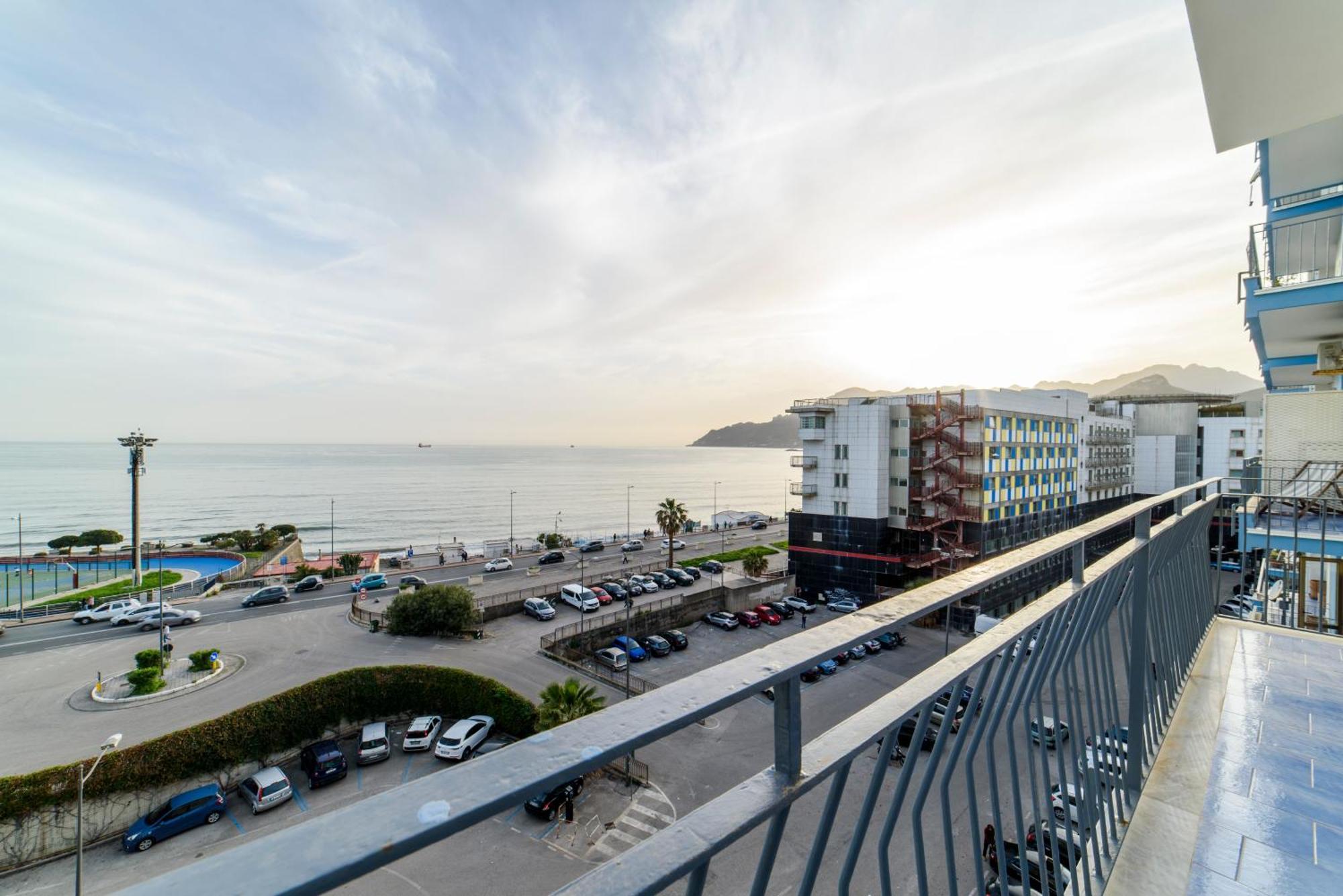 Salsedine Apartment Salerno Ngoại thất bức ảnh